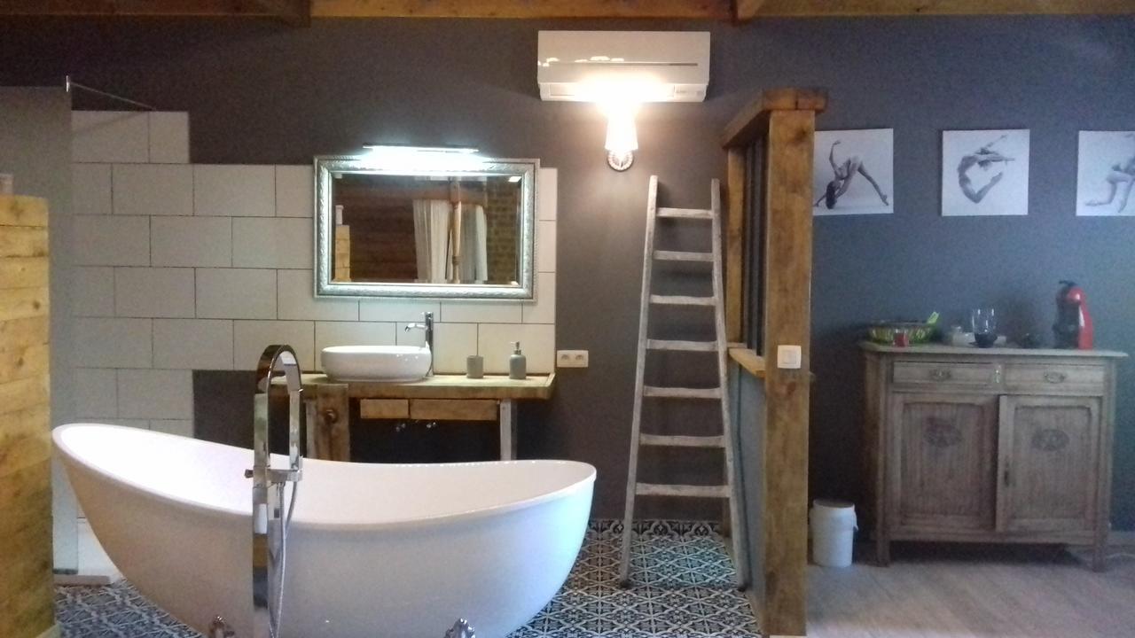 Les Chambres De La Cour Arsimont Esterno foto